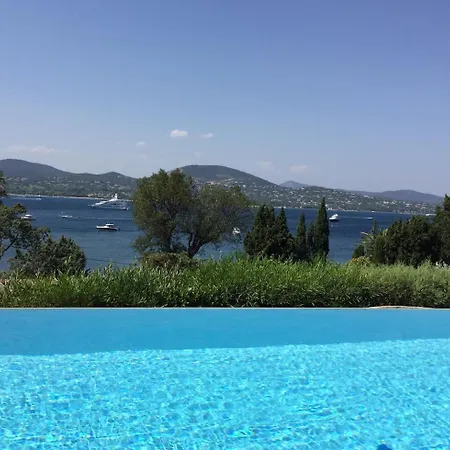 View St-tropez Village And Sea Close By *