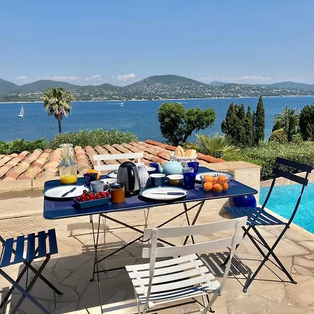 View St-tropez Village And Sea Close By *